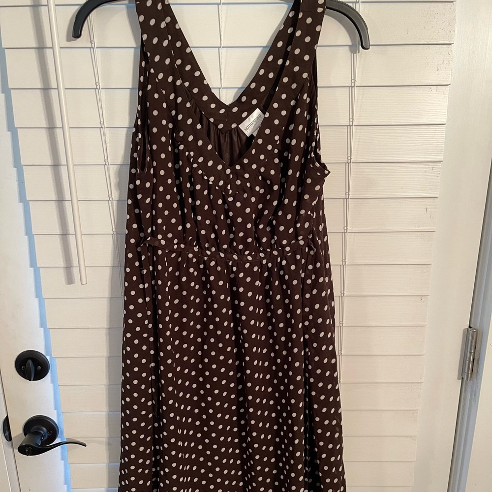 Motherhood Maternity and Old Navy maternity dress bundle